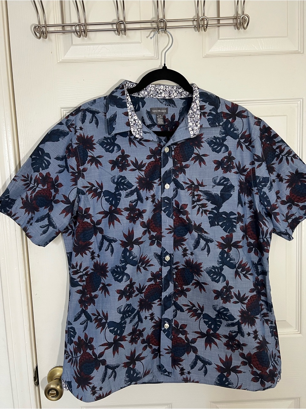 Van Heusen Blue Floral Short-Sleeve Button-Down Shirt